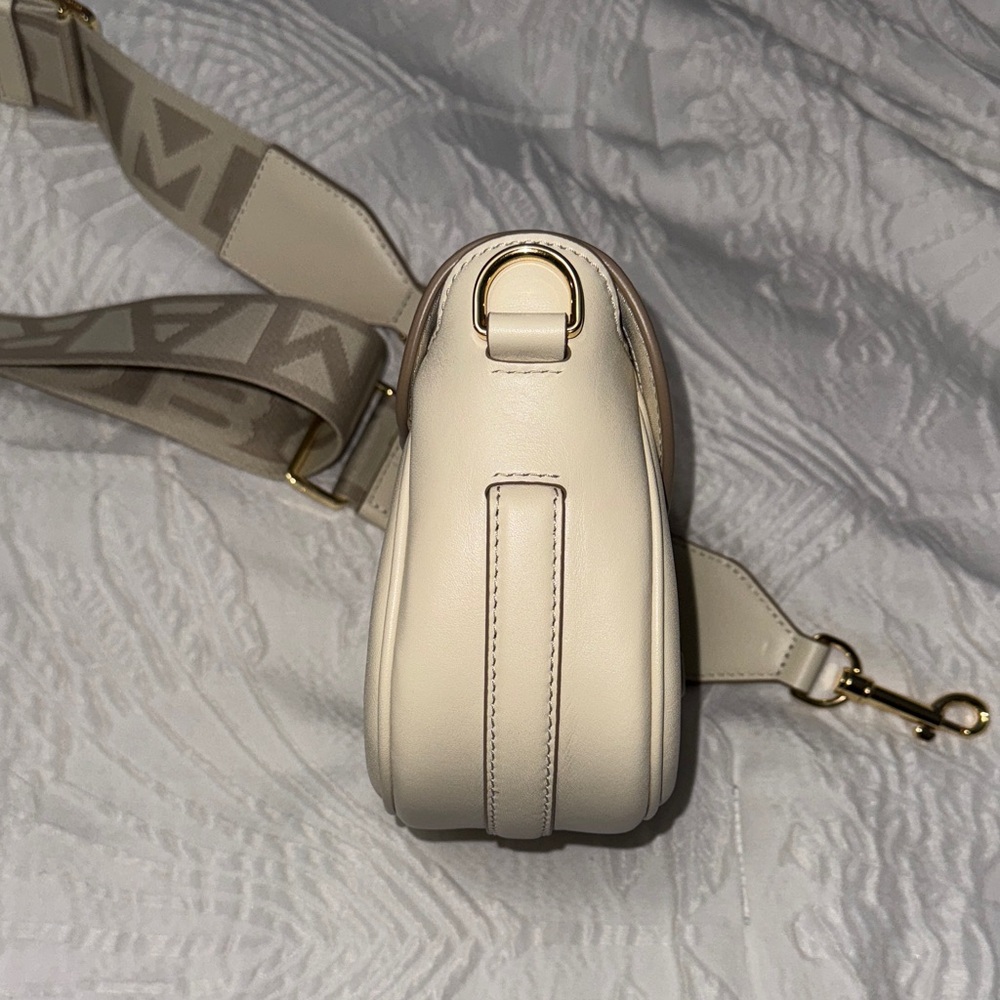 Marc Jacobs The Saddle Crossbody Bag - Picture 6 of 13